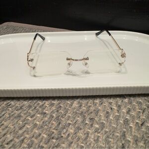 Elegant Gold and Black Glasses for a Sophisticated Look Clear Lense